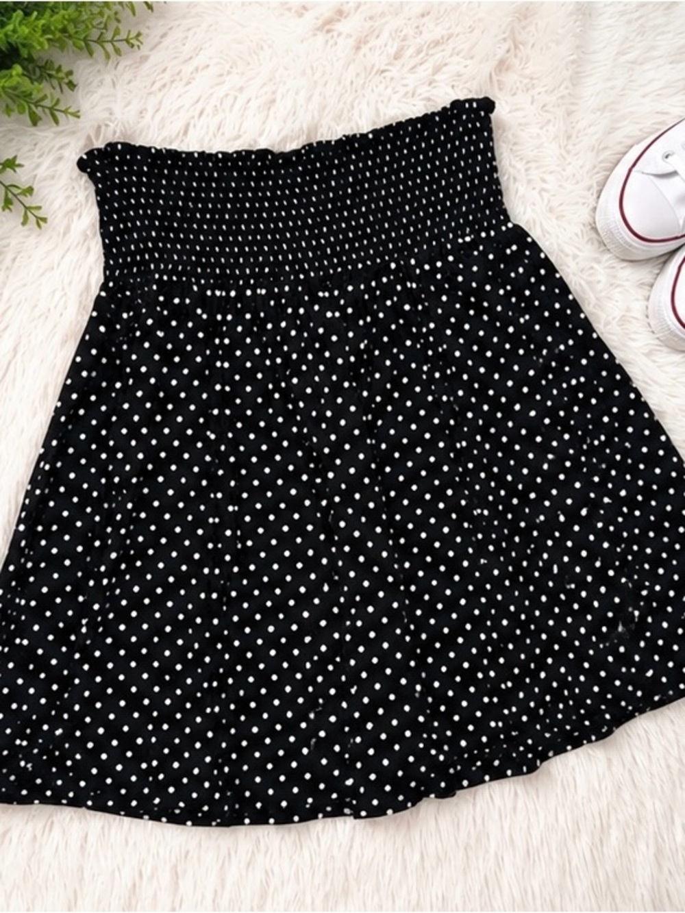 H&M Black & White Polka Dot Smocked Mini Skirt | Pull-On Flowy Skater Skirt | Si